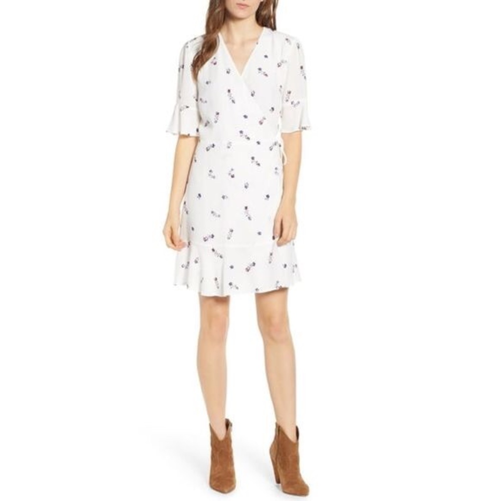 RAILS AIMEE WRAP DRESS WHITE FLORAL PRINT MEDIUM
